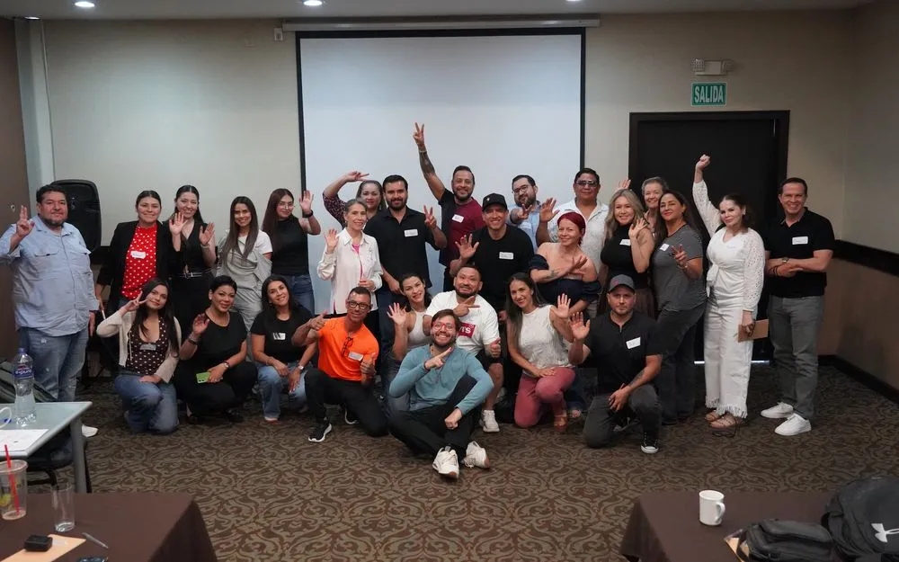 Dinámica en equipos durante el taller